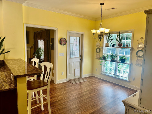 31 Creekside Drive