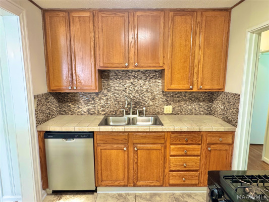3556 Little John Drive