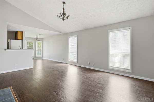 6805 Canter Trail