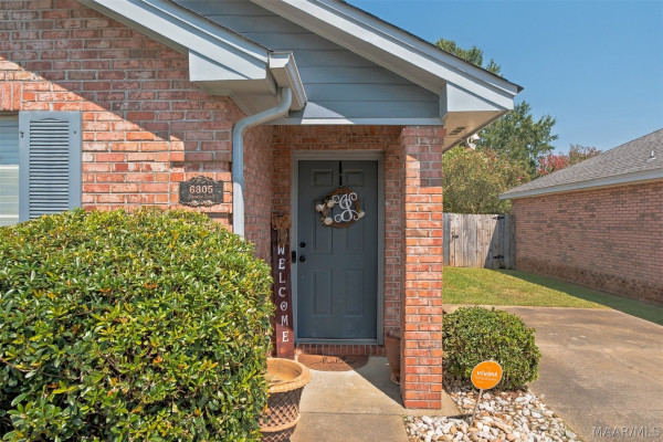 6805 Canter Trail
