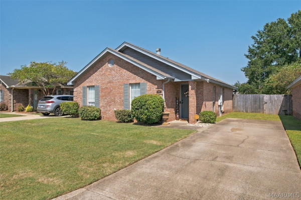6805 Canter Trail