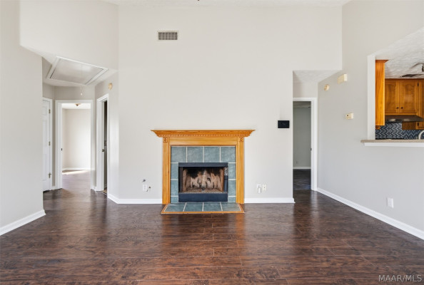 6805 Canter Trail