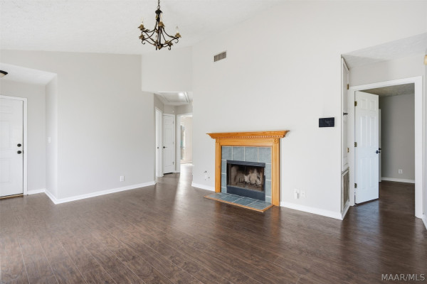 6805 Canter Trail