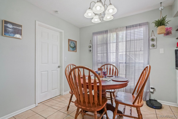 5952 Brookline Lane