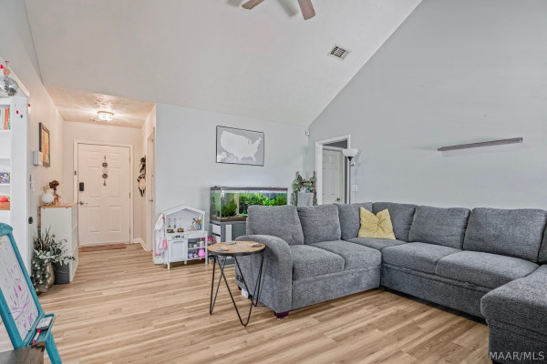 5952 Brookline Lane