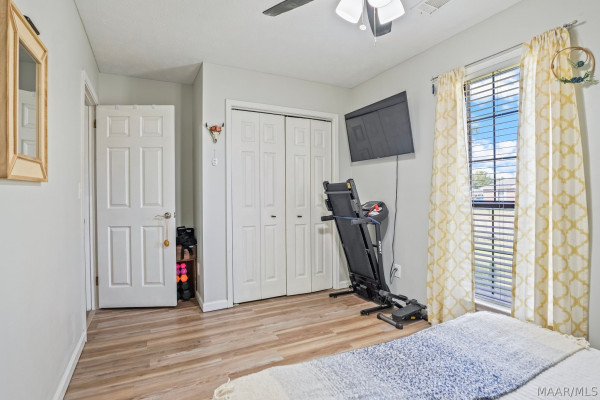 5952 Brookline Lane