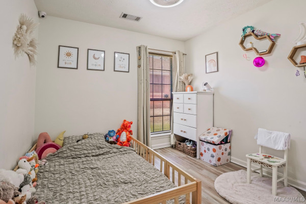 5952 Brookline Lane