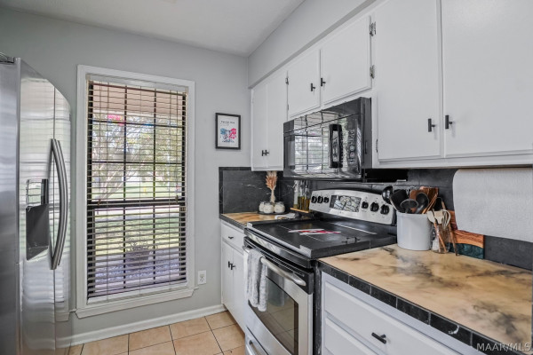 5952 Brookline Lane