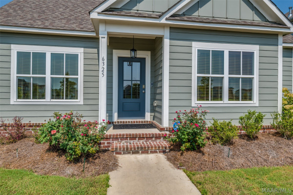 6325 Town Lane