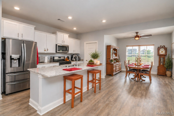 6325 Town Lane