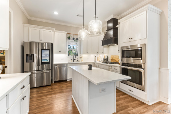 48 Hillston Drive