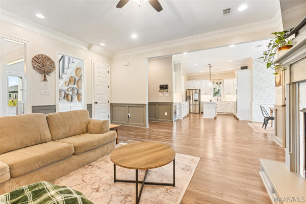 48 Hillston Drive