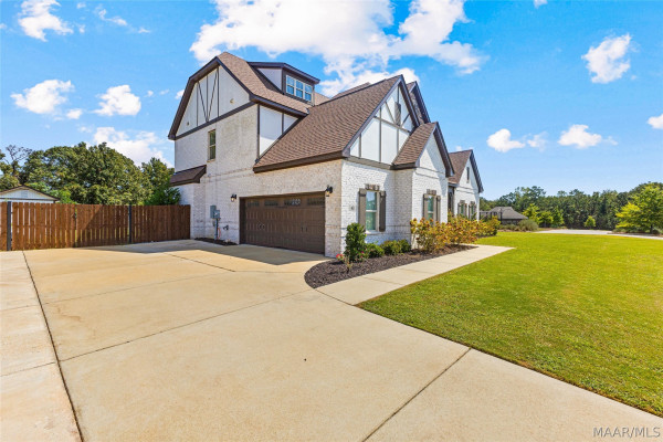 48 Hillston Drive