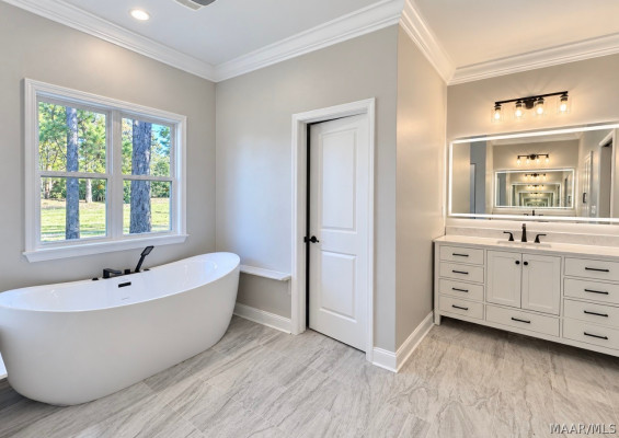 209 Towne Lake Drive
