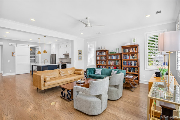 8511 Conduit Street
