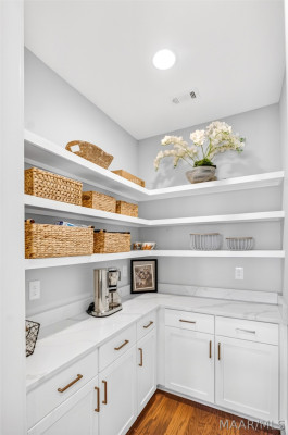 8511 Conduit Street