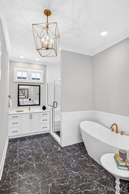 8511 Conduit Street
