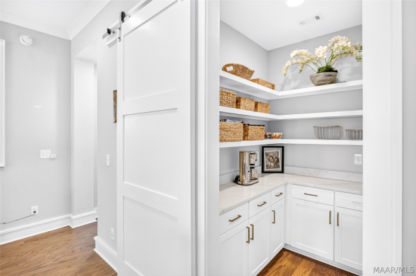8511 Conduit Street