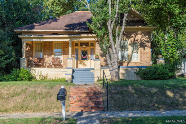 31 N Lewis Street