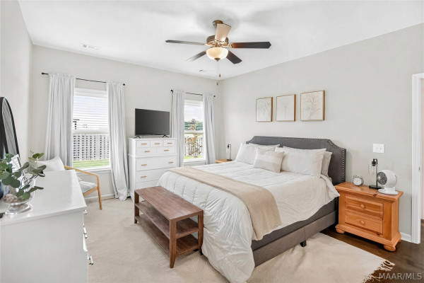 9896 Bluestone Circle