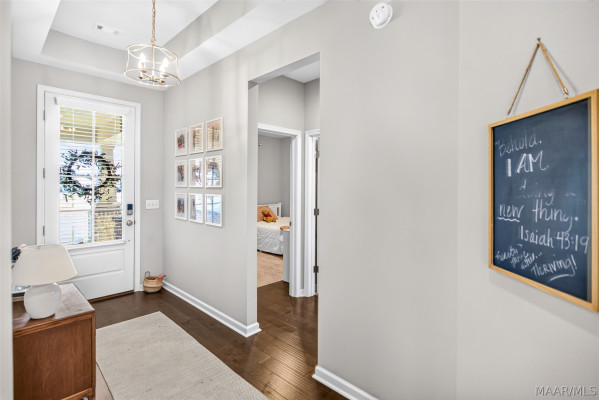 9896 Bluestone Circle