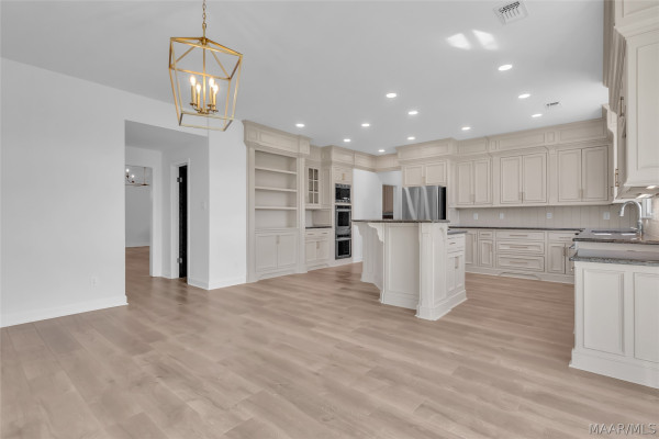 89 Oak Leaf Court