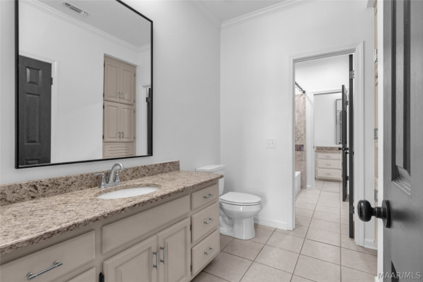 89 Oak Leaf Court