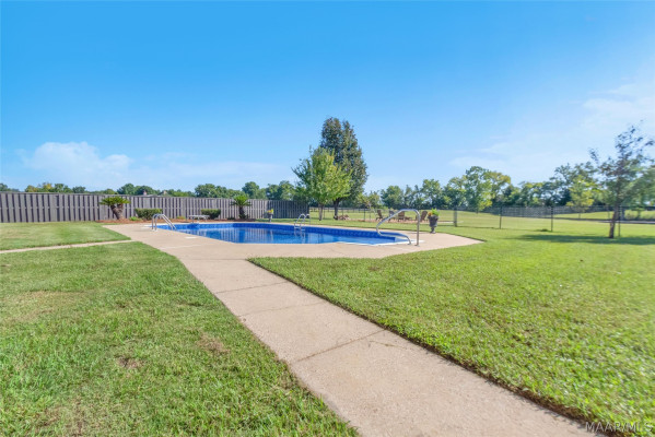 89 Oak Leaf Court