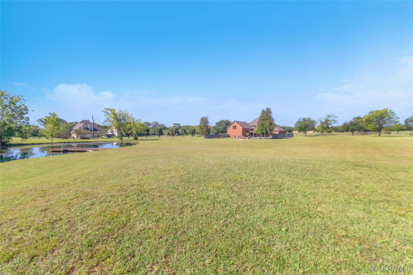 89 Oak Leaf Court