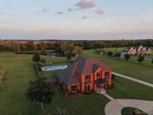 89 Oak Leaf Court