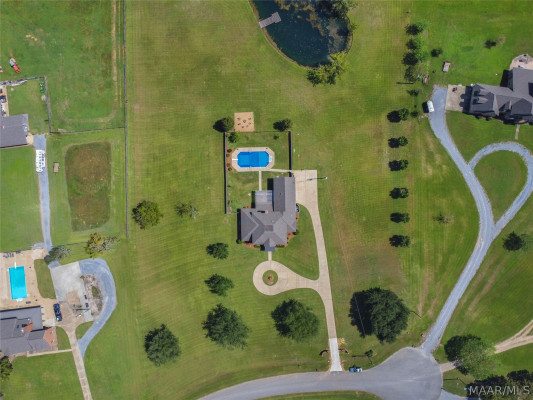 89 Oak Leaf Court