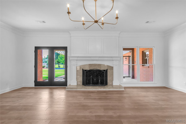 89 Oak Leaf Court