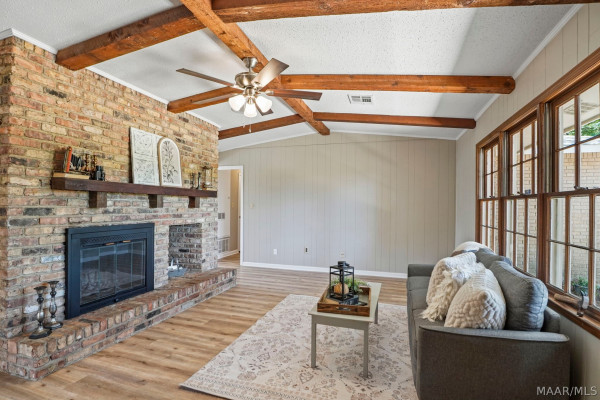 3719 Cricklewood Drive