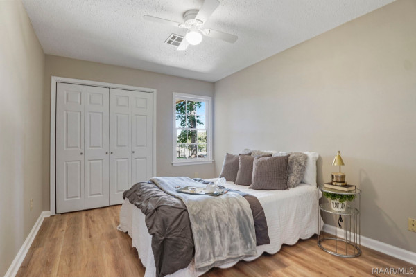 3719 Cricklewood Drive