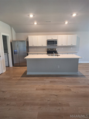 175 Overcup Drive