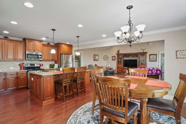 2168 ADDISON Way