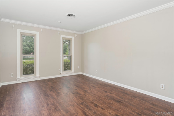 3715 Dresden Court