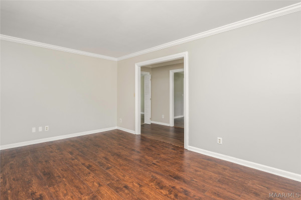 3715 Dresden Court
