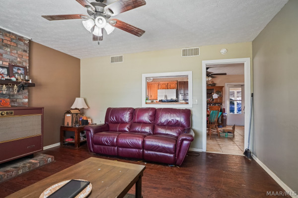 85 Laurel Creek Road