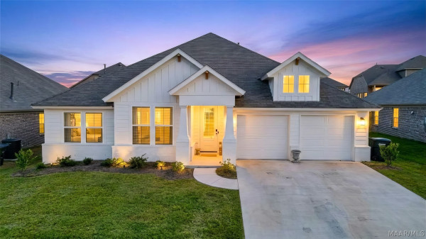9525 Dakota Drive