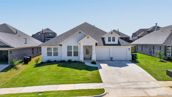 9525 Dakota Drive