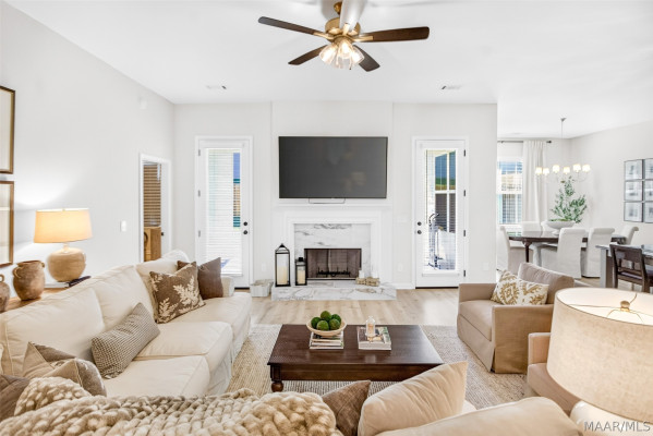 9525 Dakota Drive