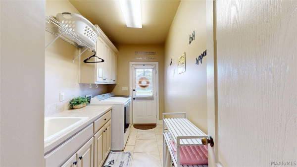 499 Weatherby Trail