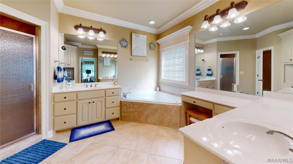 499 Weatherby Trail
