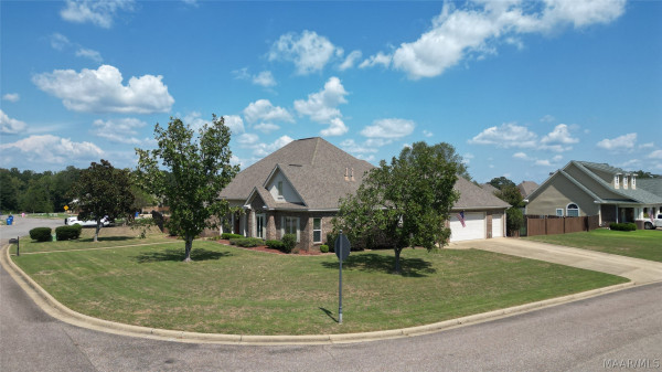 499 Weatherby Trail
