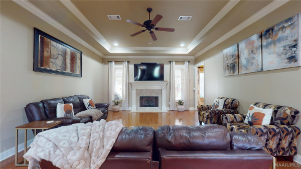 499 Weatherby Trail