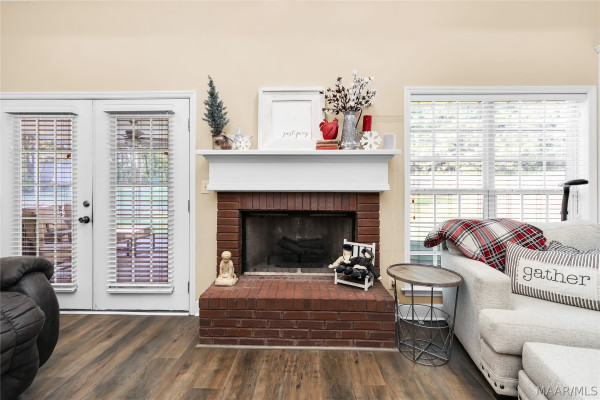 1368 Hidden Forest Trail