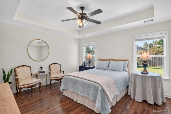 9134 WHITE POPLAR Circle