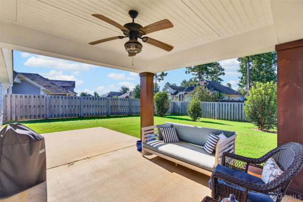 9134 WHITE POPLAR Circle