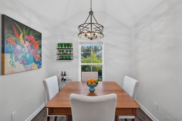 9134 WHITE POPLAR Circle